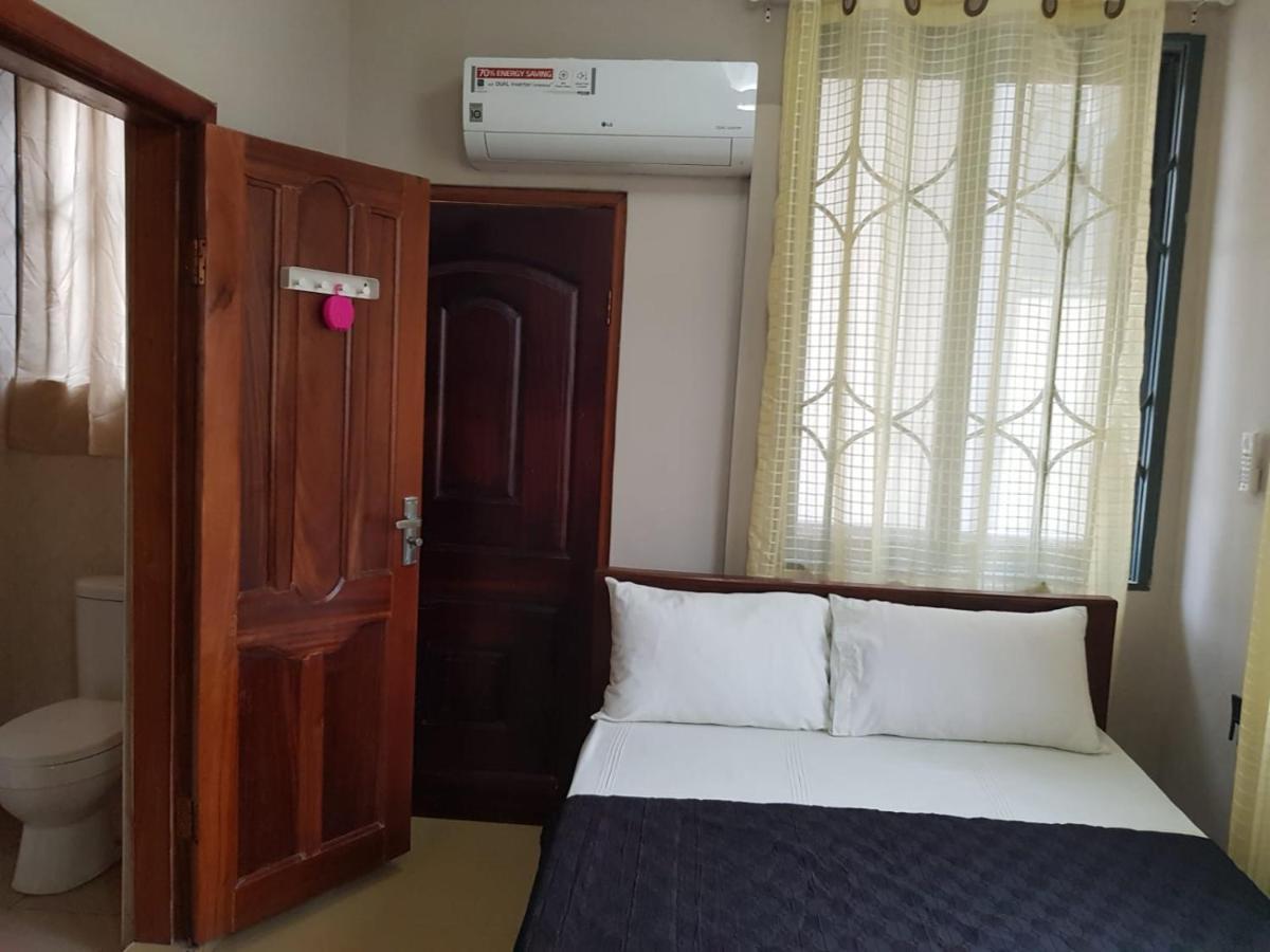 Queen'S Hill Lodge Gbawe Extérieur photo
